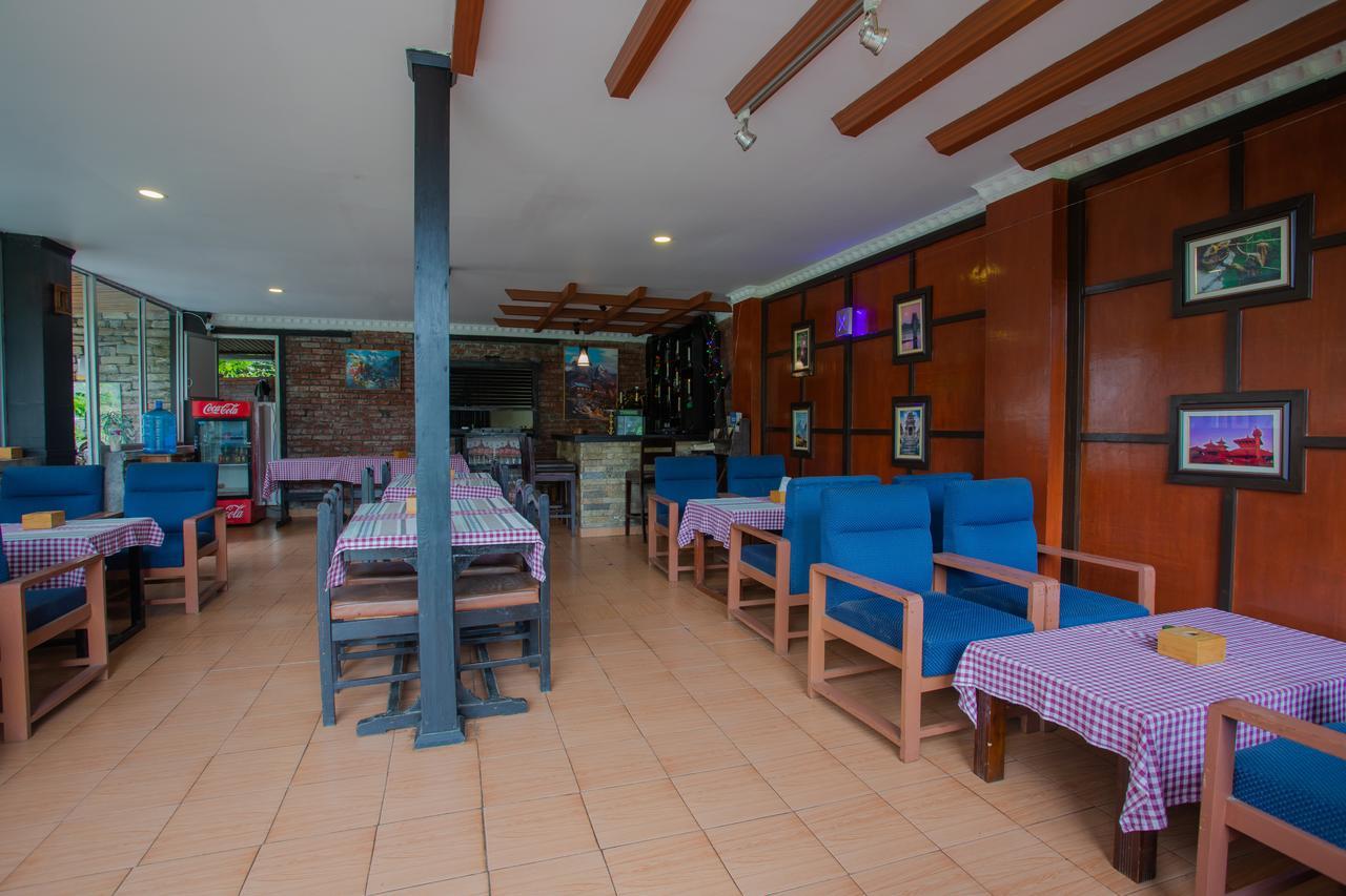 Hotel Glory Garden Pokhara Exterior photo