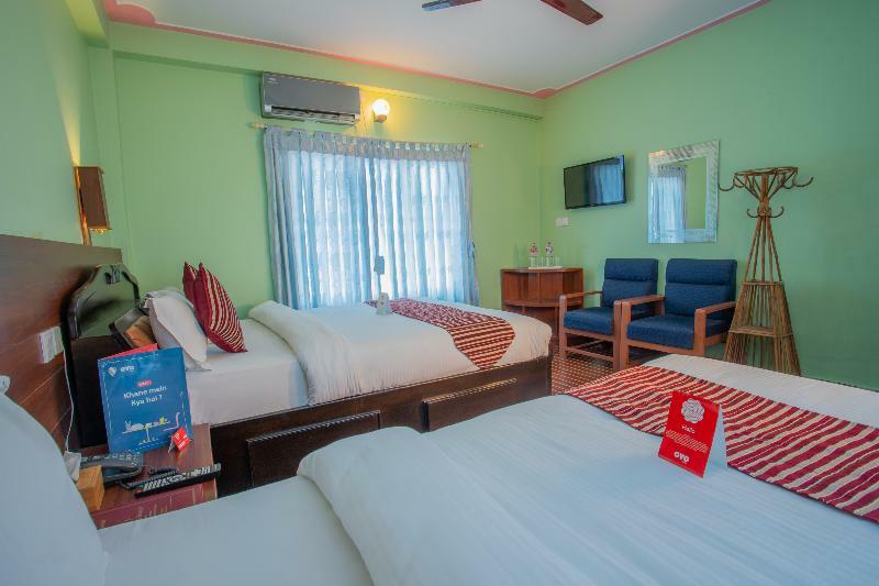Hotel Glory Garden Pokhara Exterior photo